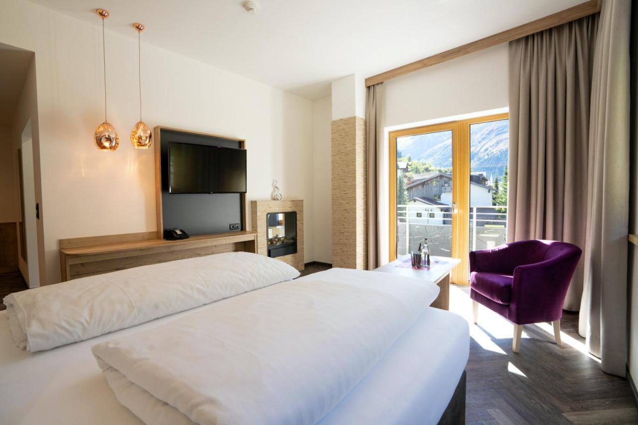 Hotel Gundolf Sankt Leonhard im Pitztal Bagian luar foto
